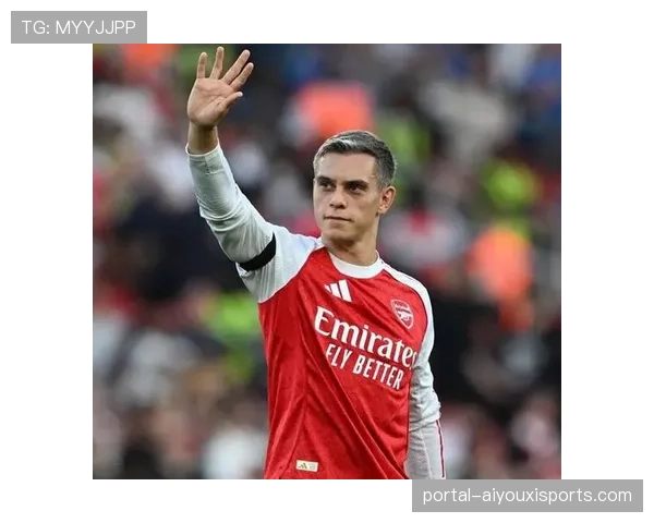 特罗萨德进攻三区触球28次贡献0.8球 高效表现成枪手尖刀