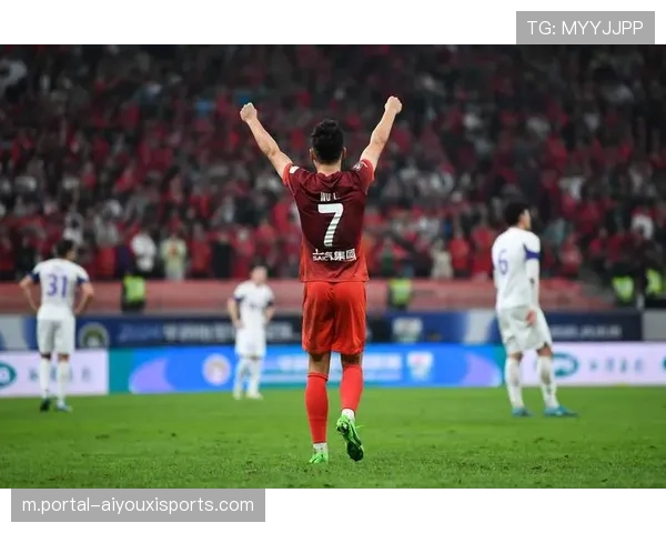 武磊仍在恢复期未随队 海港锋线被迫启用新人组合